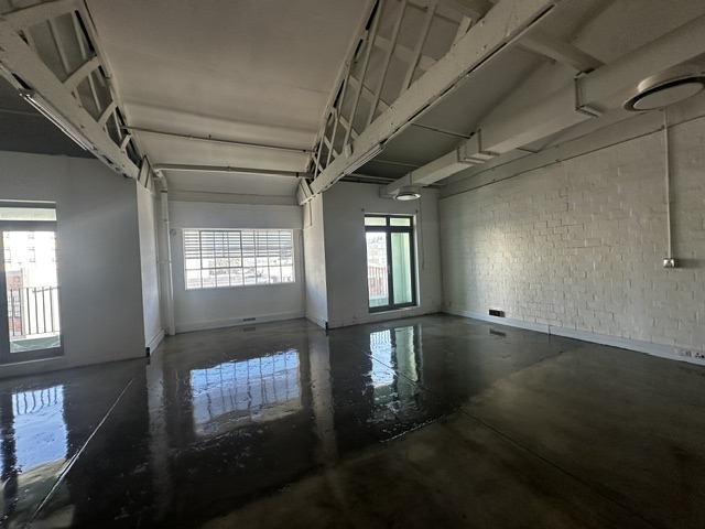 To Let Commercial Property for Rent in Woodstock Western Cape